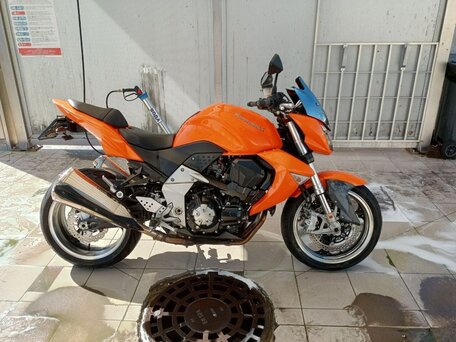 2007 Kawasaki Z 1000, оранжевый, 580000 рублей, вид 5