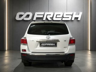 2010 Toyota Highlander II (XU40) Рестайлинг, белый, 2130000 рублей, вид 4