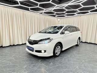 2010 Toyota Wish II, белый, 1249999 рублей, вид 2