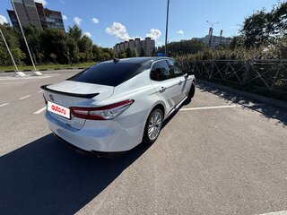 2019 Toyota Camry VIII (XV70), белый, 2790000 рублей, вид 5