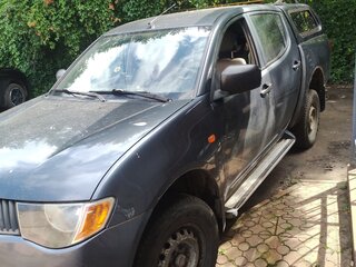 2007 Mitsubishi L200 IV, серый, 1500000 рублей, вид 1