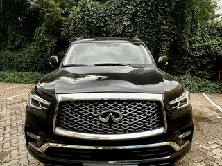2021 Infiniti QX80 I Рестайлинг 3, чёрный, 6800000 рублей, вид 2