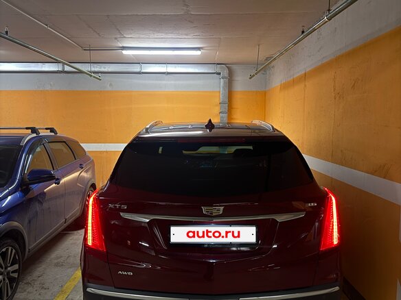 2016 Cadillac XT5 I, красный, 2690000 рублей - вид 3