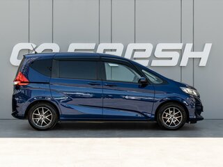 2018 Honda Freed II, синий, 1590000 рублей, вид 5