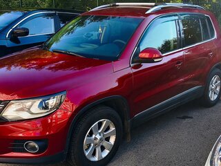 2013 Volkswagen Tiguan I Рестайлинг, красный, 1490000 рублей, вид 4