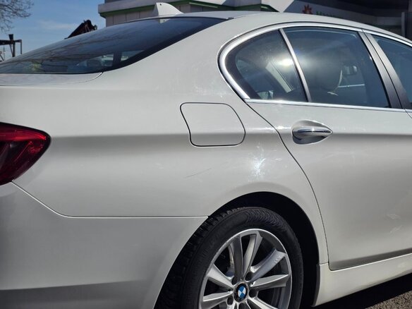 2014 BMW 5 серии 528i xDrive VI (F10/F11/F07) Рестайлинг, белый, 2500000 рублей - вид 11