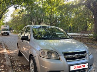 2011 Chevrolet Aveo I Рестайлинг, серебристый, 350000 рублей, вид 3