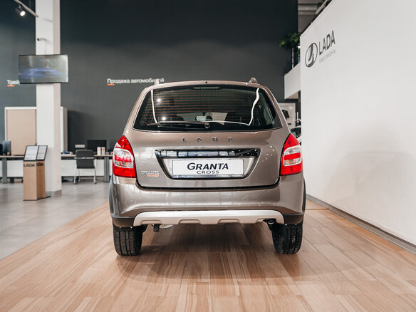 2026 Lada (ВАЗ) Granta Cross I Рестайлинг, коричневый - вид 2