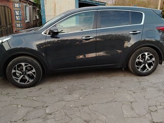 2019 Kia Sportage IV Рестайлинг, серый, 2800000 рублей, вид 4