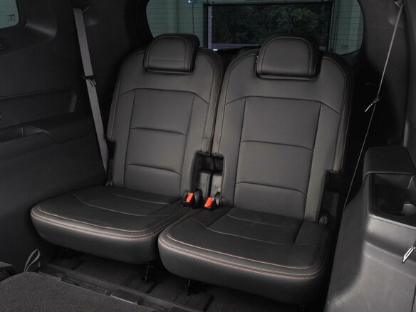 2024 Geely Okavango I Рестайлинг, серый, 3079000 рублей - вид 11