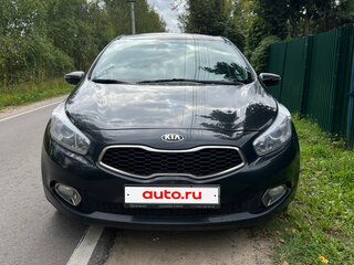 2014 Kia Ceed II, чёрный, 1100000 рублей, вид 3