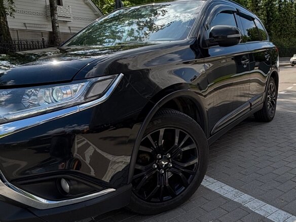 2021 Mitsubishi Outlander III Рестайлинг 3, чёрный, 2250000 рублей - вид 20
