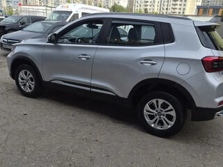 2024 Chery Tiggo 4 Pro I Рестайлинг, серебристый, 1620000 рублей, вид 3