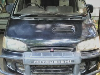 1994 Mitsubishi Delica IV, чёрный, 550000 рублей, вид 3