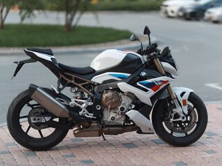 2022 BMW S 1000 R, белый, 1549000 рублей, вид 3
