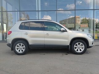 2012 Volkswagen Tiguan I Рестайлинг, серебристый, 1372800 рублей, вид 4