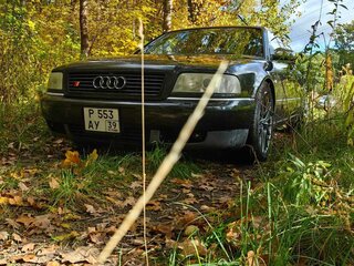 1998 Audi A8 I (D2), чёрный, 700000 рублей, вид 1
