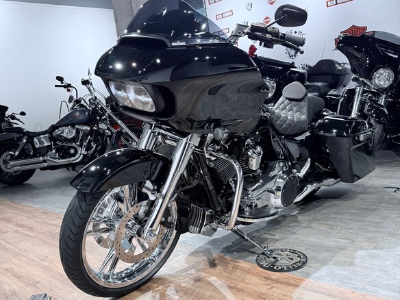 2017 Harley-Davidson Road Glide Special, чёрный, 1899000 рублей - вид 10
