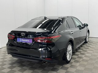2021 Toyota Camry VIII (XV70), чёрный, 2652000 рублей, вид 5
