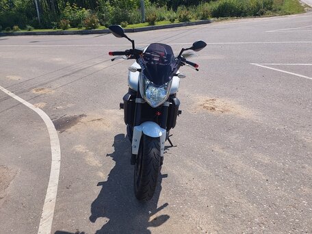 2014 Yamaha FZ1, белый, 600000 рублей, вид 2