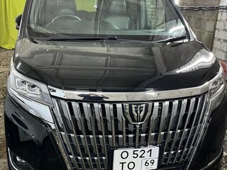 2018 Toyota Esquire I Рестайлинг, чёрный, 2300000 рублей, вид 1