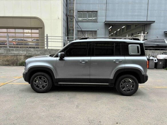 2025 Baojun Yep Plus, серый - вид 3