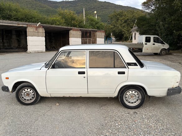 2010 Lada (ВАЗ) 2107, белый - вид 6