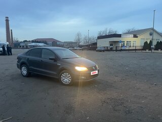 2018 Volkswagen Polo V Рестайлинг, серый, 595000 рублей, вид 3