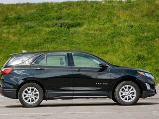 2019 Chevrolet Equinox III, чёрный, 1510000 рублей, вид 4
