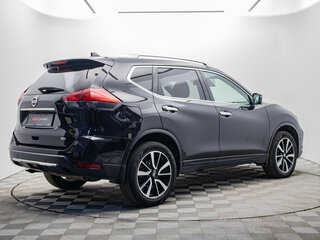 2018 Nissan X-Trail III Рестайлинг, чёрный, 2130000 рублей, вид 5