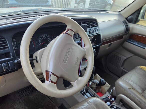 2000 Isuzu Trooper II, серый, 350000 рублей - вид 6