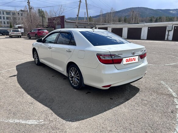 2015 Toyota Camry VII (XV50) Рестайлинг, белый - вид 6