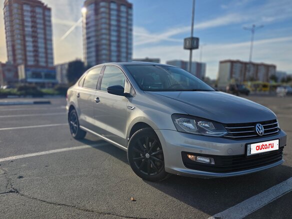 2019 Volkswagen Polo V Рестайлинг, серый, 1300000 рублей