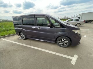 2015 Honda Stepwgn Spada V, фиолетовый, 1550000 рублей, вид 3