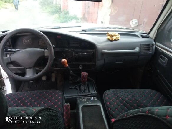1992 Toyota Land Cruiser 80 Series, белый, 650000 рублей - вид 9