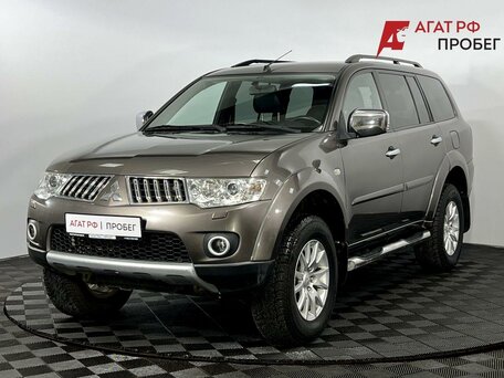 Mitsubishi Pajero Sport II