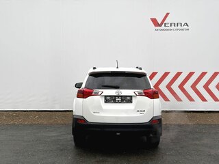 2013 Toyota RAV4 IV (XA40), белый, 1750000 рублей, вид 4