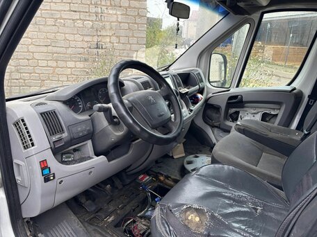 2009 Peugeot Boxer, белый, 450000 рублей, вид 2