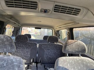 2001 Nissan Serena II (C24), белый, 330000 рублей, вид 3