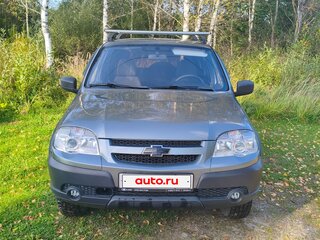 2013 Chevrolet Niva I Рестайлинг, серый, 600000 рублей, вид 1