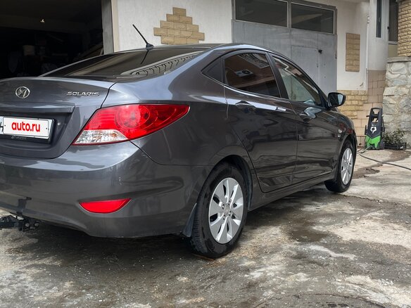 2012 Hyundai Solaris I, серый, 970000 рублей - вид 2