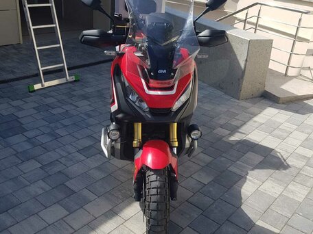 2017 Honda X-ADV, красный, 895000 рублей, вид 1