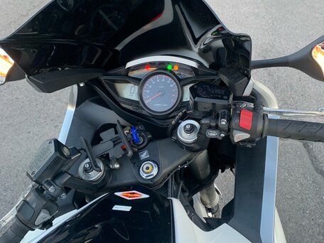 2011 Honda VFR 1200, белый, 719000 рублей, вид 3