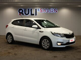 2017 Kia Rio III Рестайлинг, белый, 1095000 рублей, вид 3