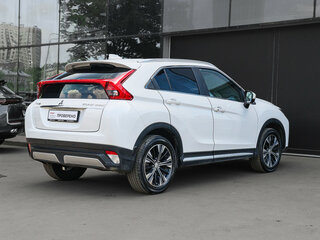 2022 Mitsubishi Eclipse Cross I, белый, 2200000 рублей, вид 4