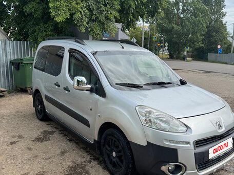 2014 Peugeot Partner II Рестайлинг, серебристый, 510000 рублей, вид 3