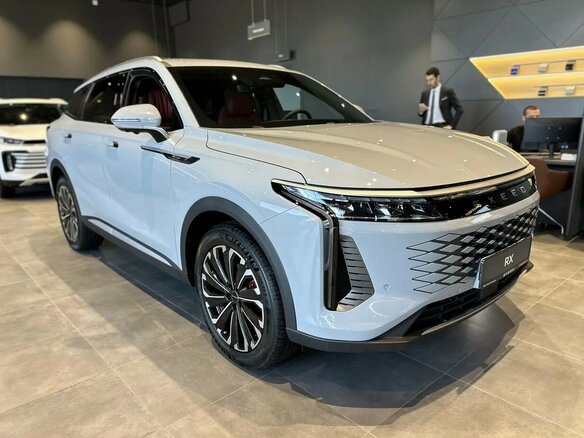 2024 Exeed RX, серый, 4950000 рублей - вид 2