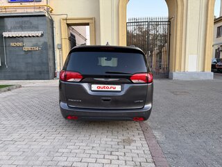 2018 Chrysler Pacifica RU, серый, 2650000 рублей, вид 5