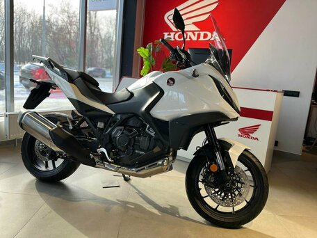 2022 Honda NT1100, белый, 1920000 рублей, вид 1