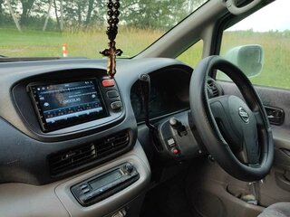 2000 Nissan Serena II (C24), белый, 430000 рублей, вид 4